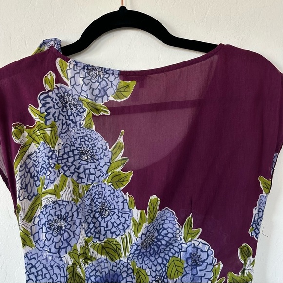 We Love Vera Silk Cotton Blend Floral Hydrangea Puckered Scalloped Hem Blouse - Picture 7 of 11